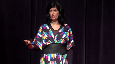 A importância da moda inclusiva | Vitória Cuervo | TEDxLaçador