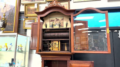 Summer 2023 Auction Lot 211 Automaton Musical Organ Clock by Peter Horner - Demonstration