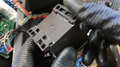 Manutenção no comando Elétrico Bomba de Calor.