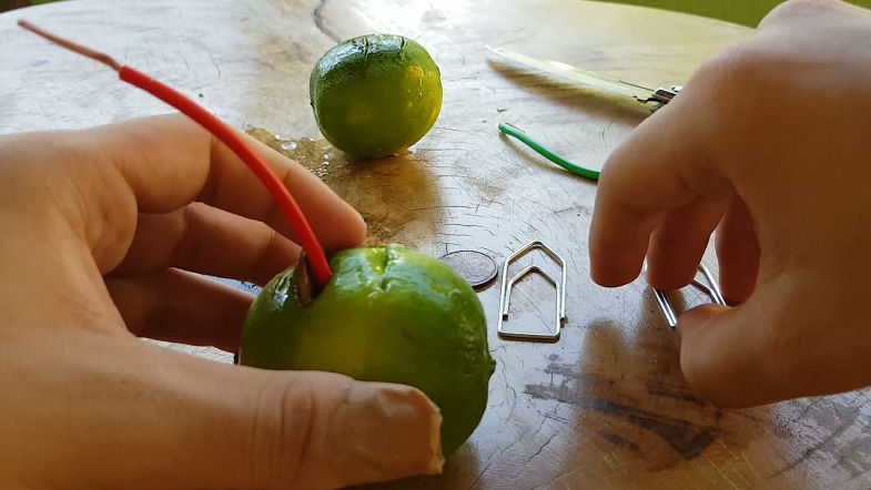 Pilha de Limão, experimento aula de Química