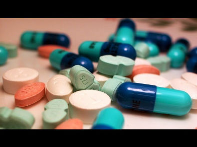 Daniel Mastral: "A Industria Farmacêutica e as Doenças"