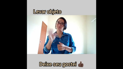 Levar objeto sinal Libras